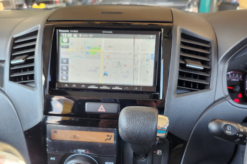 カーナビ取り付け